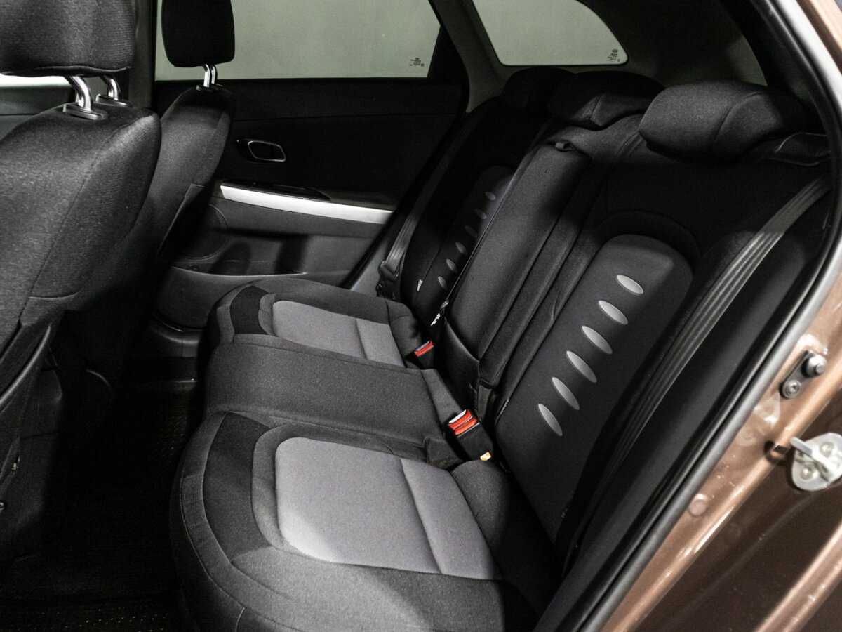 Kia Ceed с пробегом — 2013 год. Фото: #9