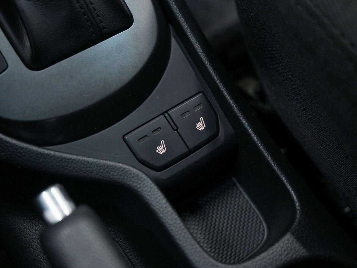 Kia Rio с пробегом — 2015 год. Фото: #23