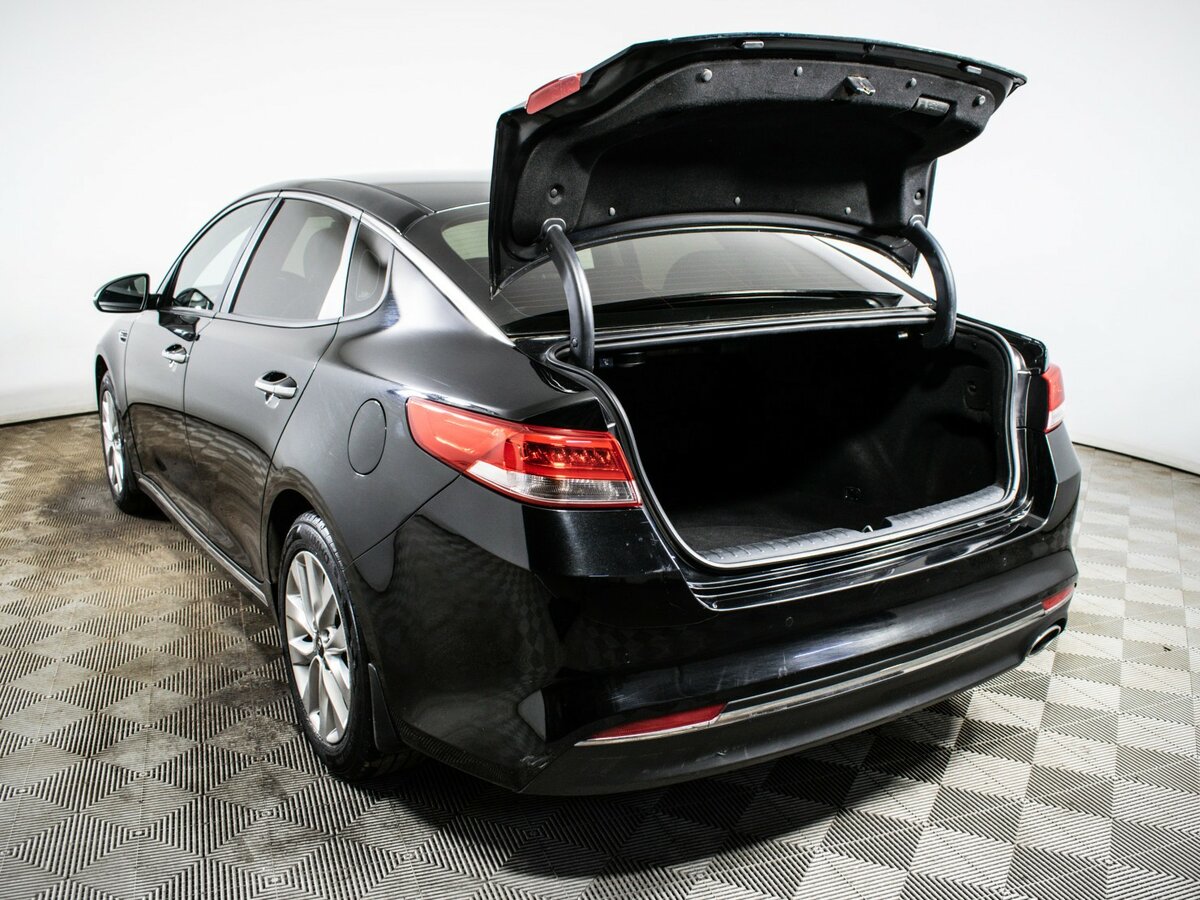 Kia Optima с пробегом — 2017 год. Фото: #6