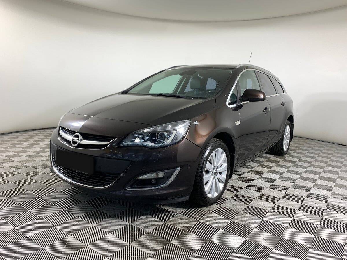 Opel Astra с пробегом — 2014 год. Посмотреть фото