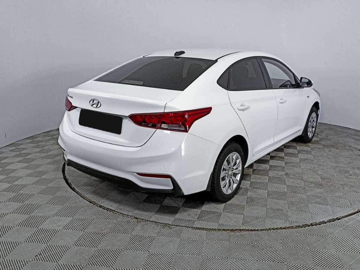 Hyundai Solaris с пробегом — 2017 год. Фото: #4