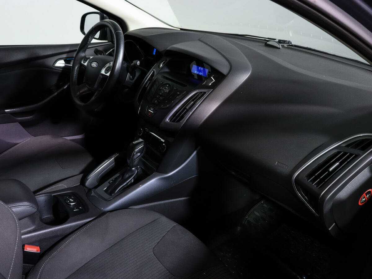 Ford Focus с пробегом — 2012 год. Фото: #6