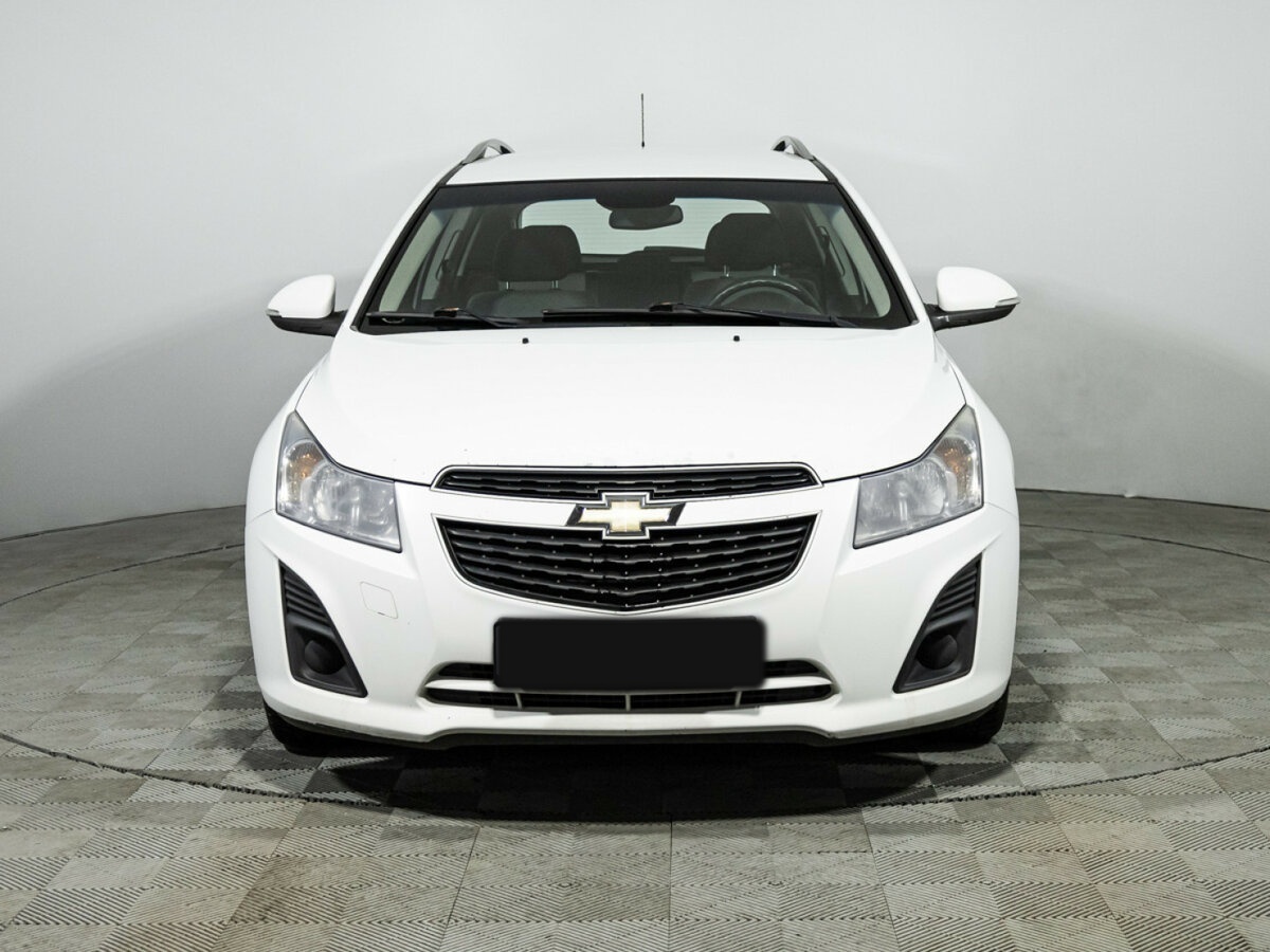 Chevrolet Cruze с пробегом — 2014 год. Фото: #1