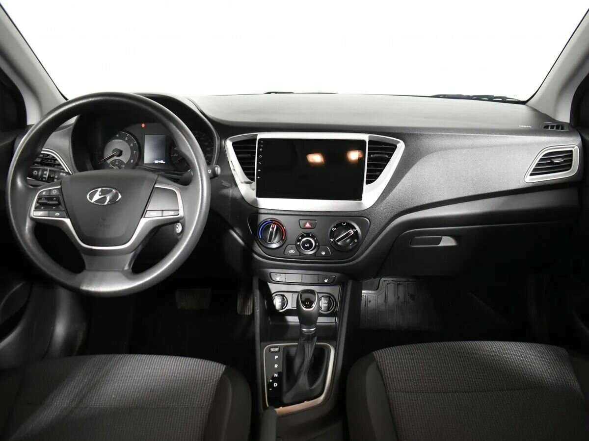 Hyundai Solaris с пробегом — 2020 год. Фото: #7