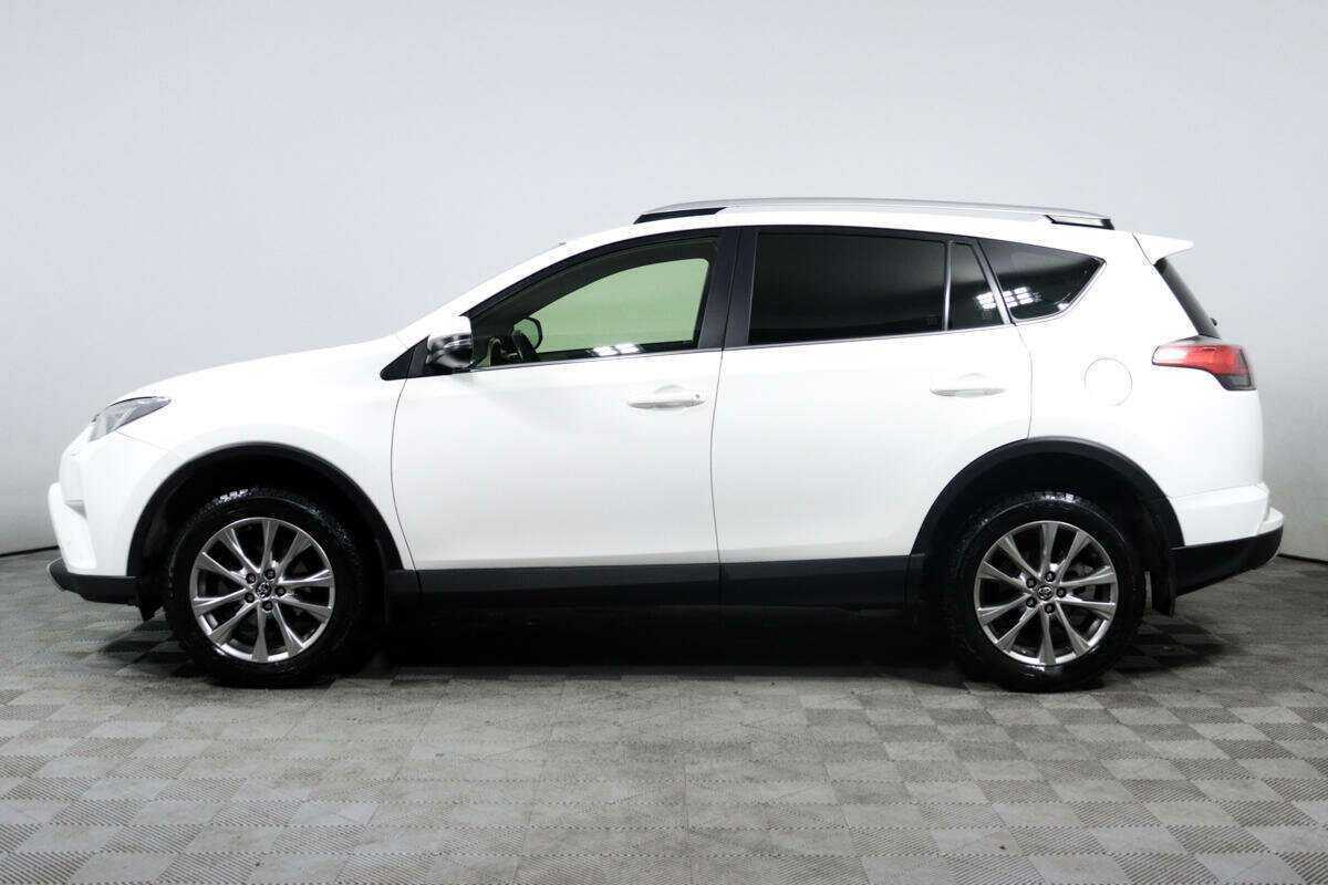 Toyota RAV4 с пробегом — 2016 год. Фото: #7