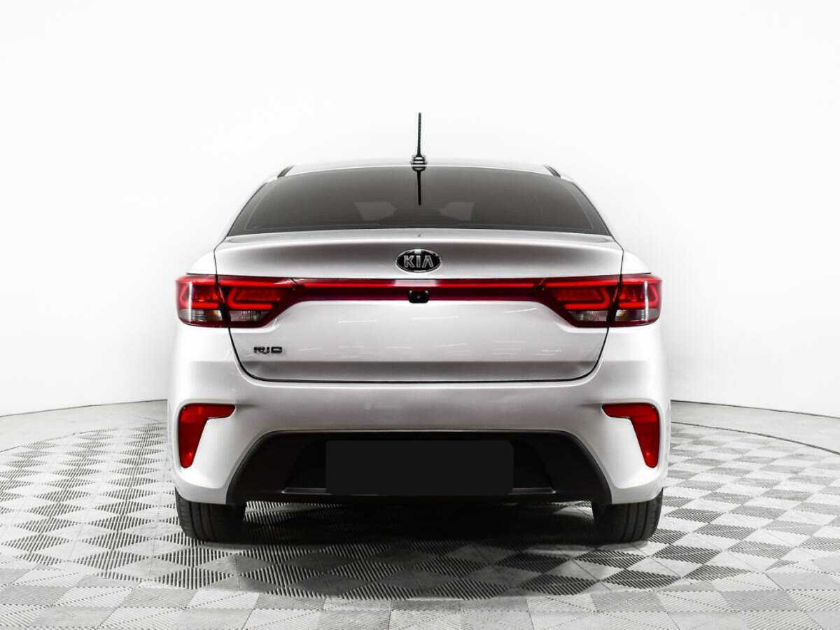 Kia Rio с пробегом — 2020 год. Фото: #5