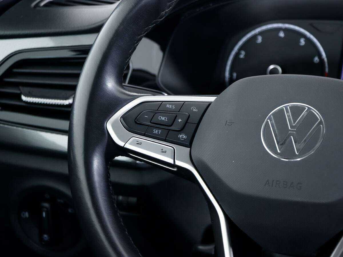 Volkswagen Polo с пробегом — 2022 год. Фото: #12