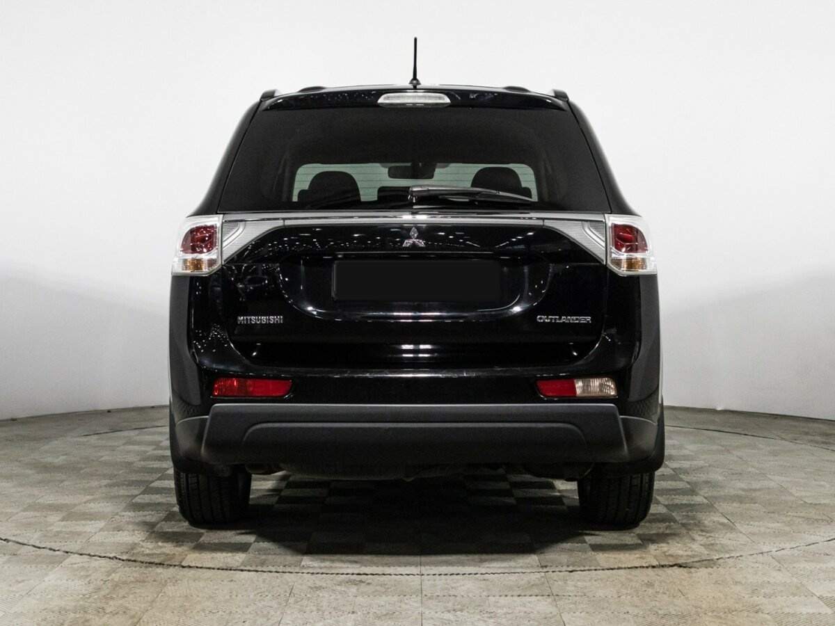 Mitsubishi Outlander с пробегом — 2013 год. Фото: #5