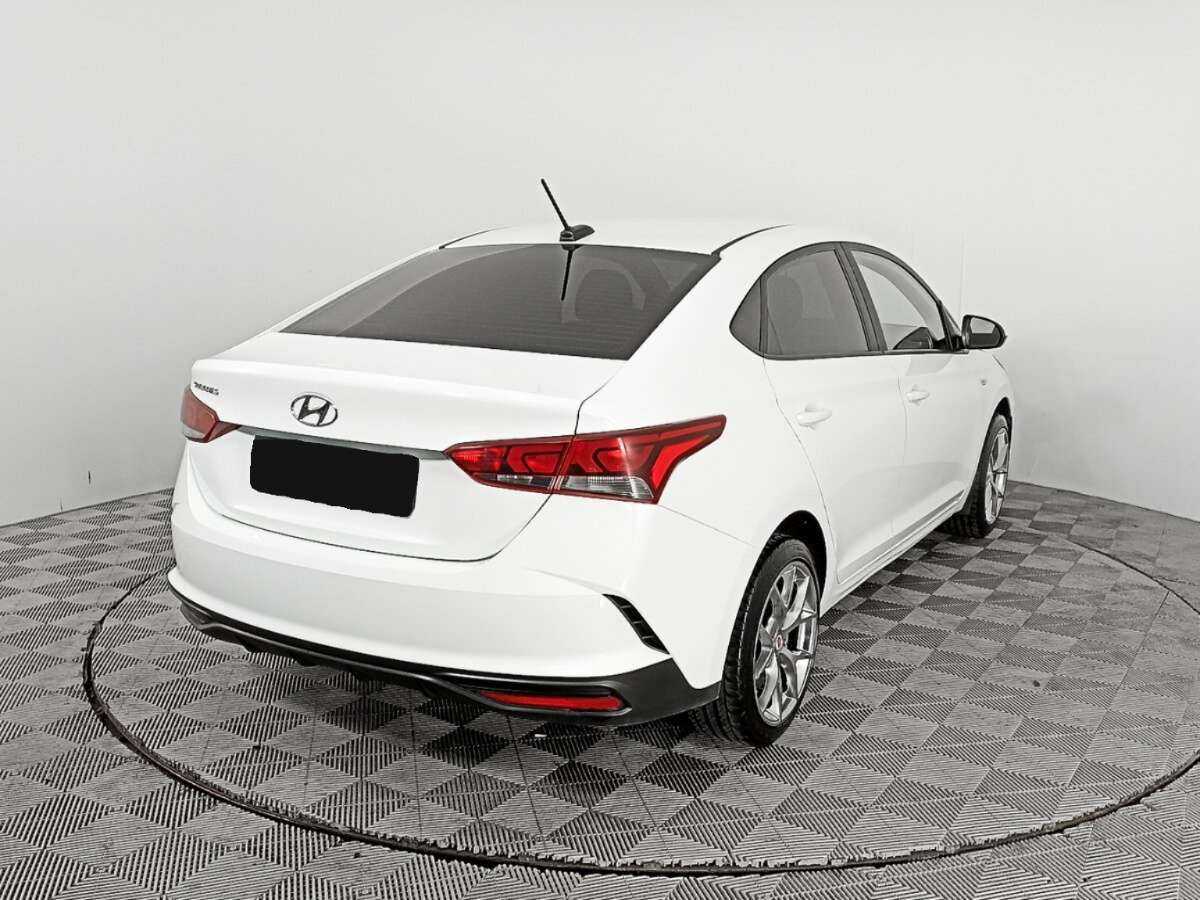 Hyundai Solaris с пробегом — 2020 год. Фото: #4