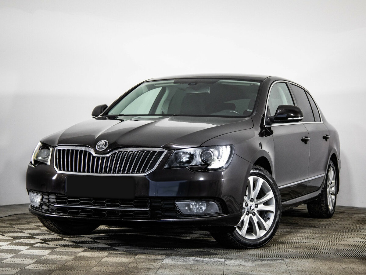 Skoda Superb с пробегом — 2014 год. Посмотреть фото
