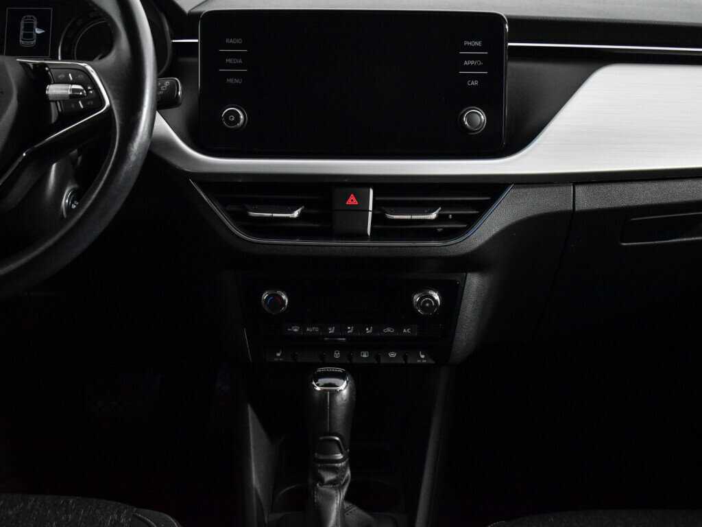 Skoda Rapid с пробегом — 2020 год. Фото: #13