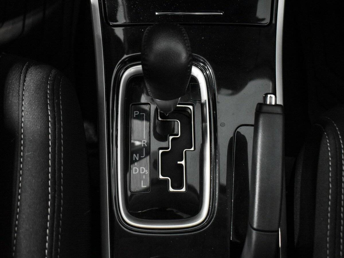 Mitsubishi Outlander с пробегом — 2018 год. Фото: #10