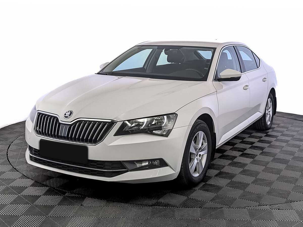 Skoda Superb с пробегом — 2017 год. Фото: #0