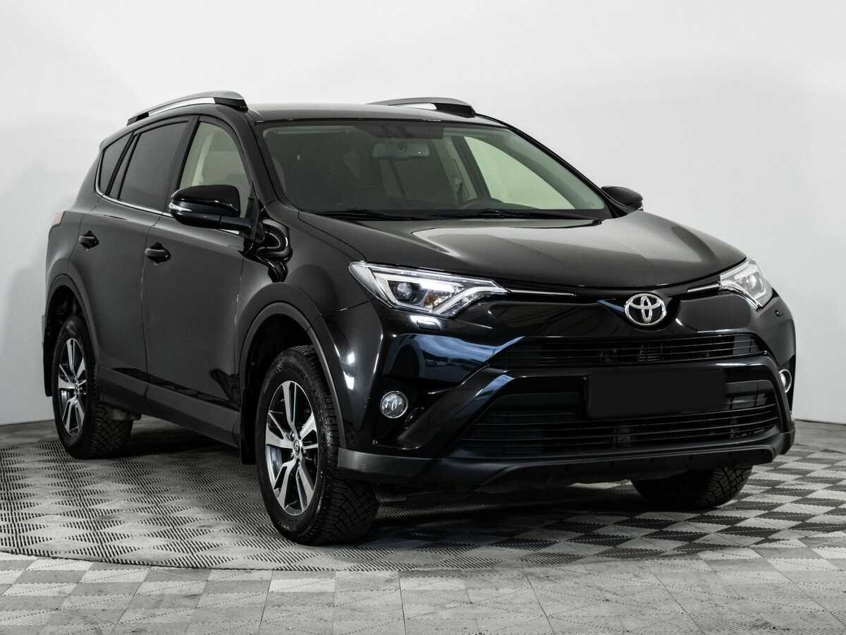 Toyota RAV4 с пробегом — 2015 год. Фото: #2