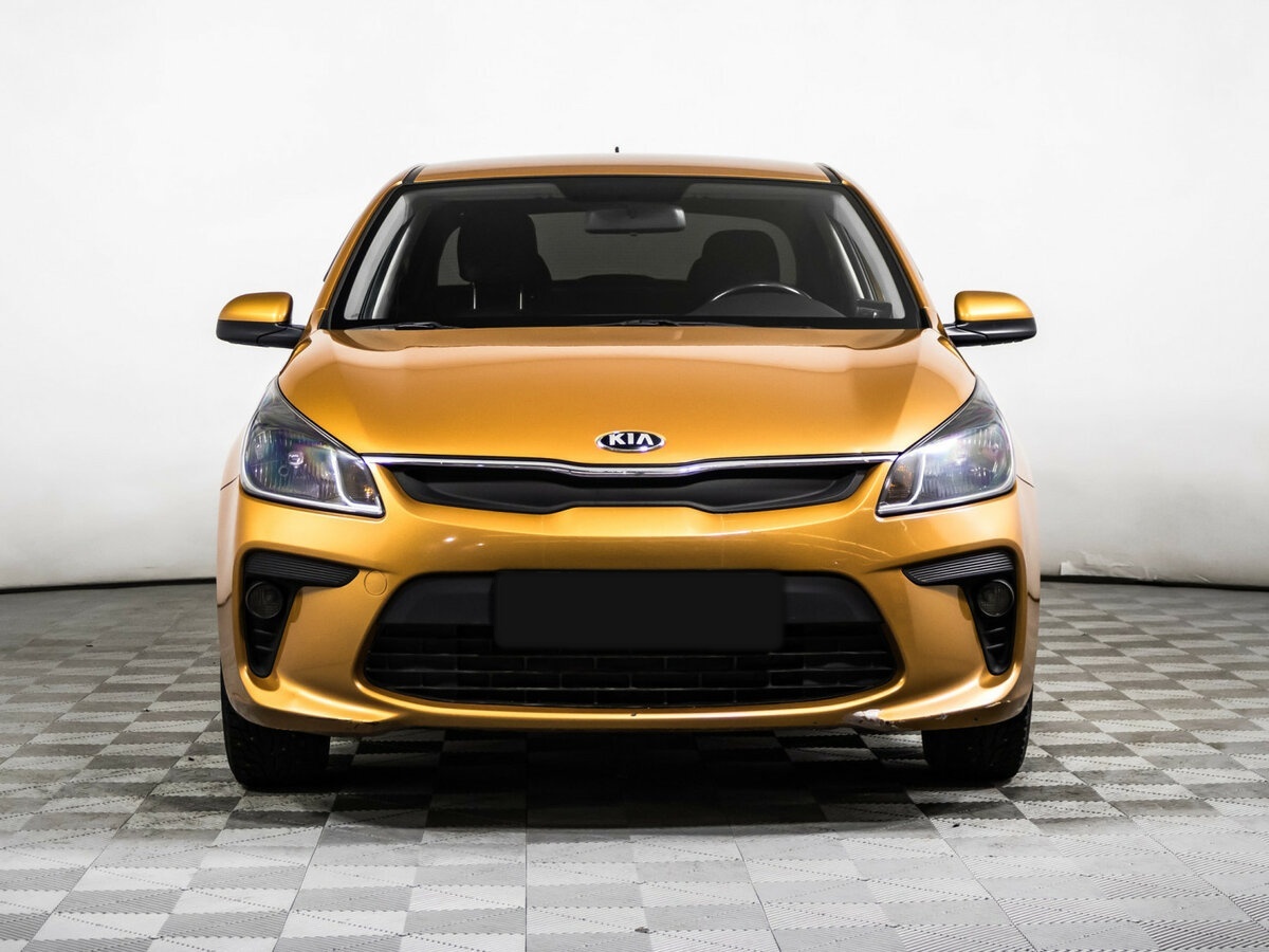 Kia Rio с пробегом — 2017 год. Фото: #1