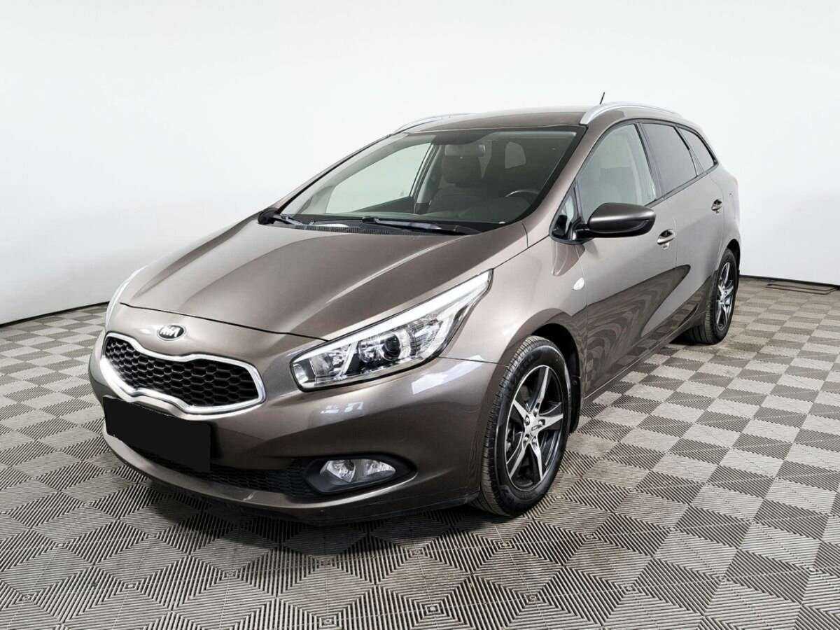 Kia Ceed с пробегом — 2015 год. Посмотреть фото