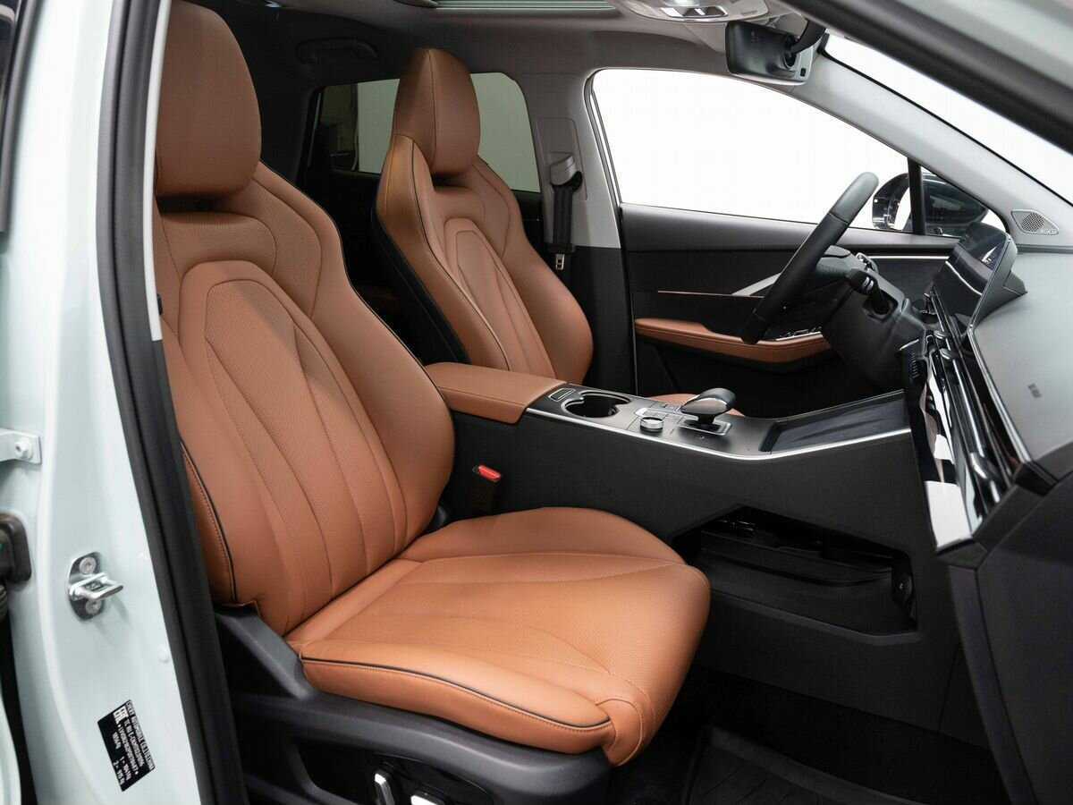 OMODA C5 с пробегом — 2022 год. Фото: #11