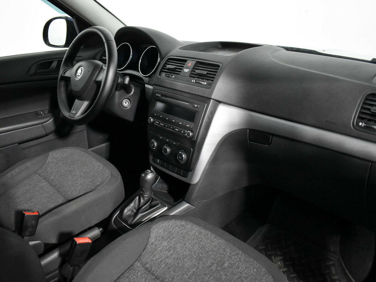 Skoda Yeti с пробегом — 2014 год. Фото: #11
