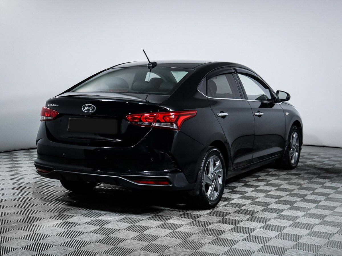Hyundai Solaris с пробегом — 2020 год. Фото: #3