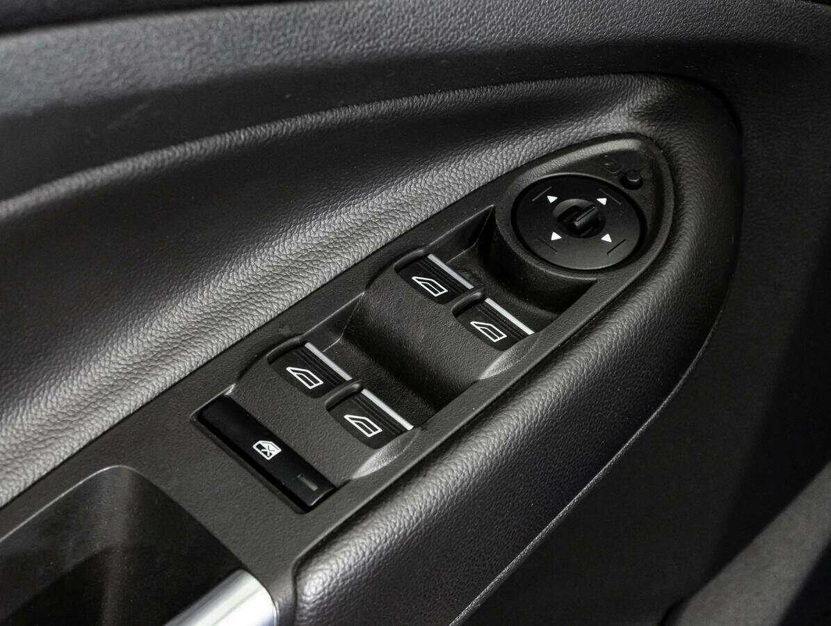 Ford Kuga с пробегом — 2016 год. Фото: #14