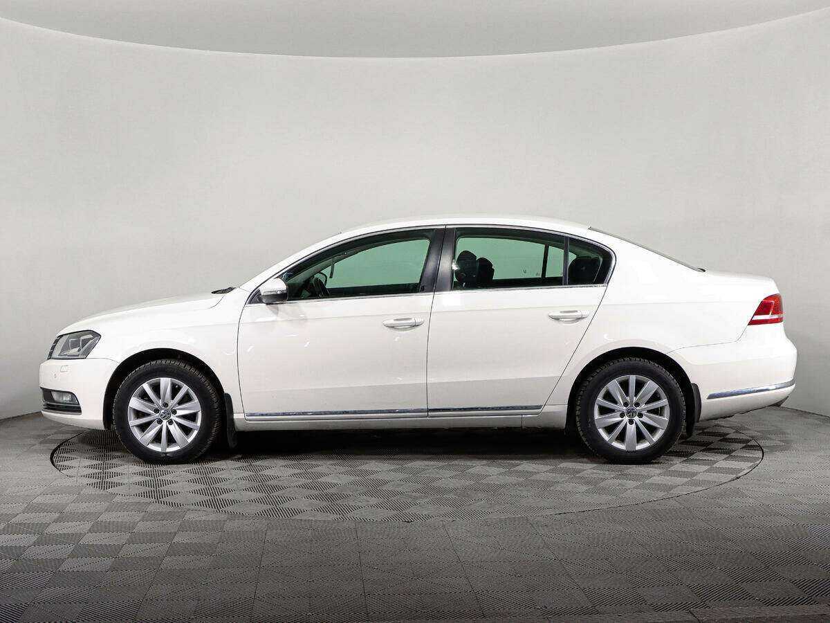 Volkswagen Passat с пробегом — 2014 год. Фото: #7