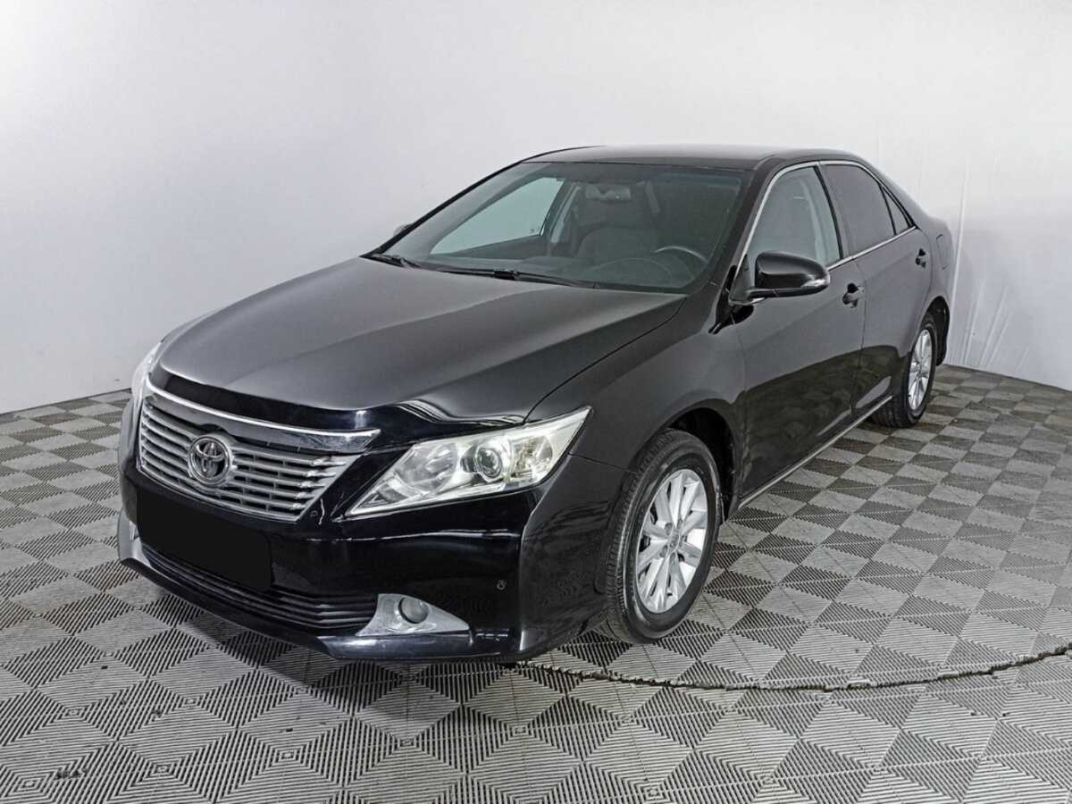 Toyota Camry с пробегом — 2012 год. Посмотреть фото