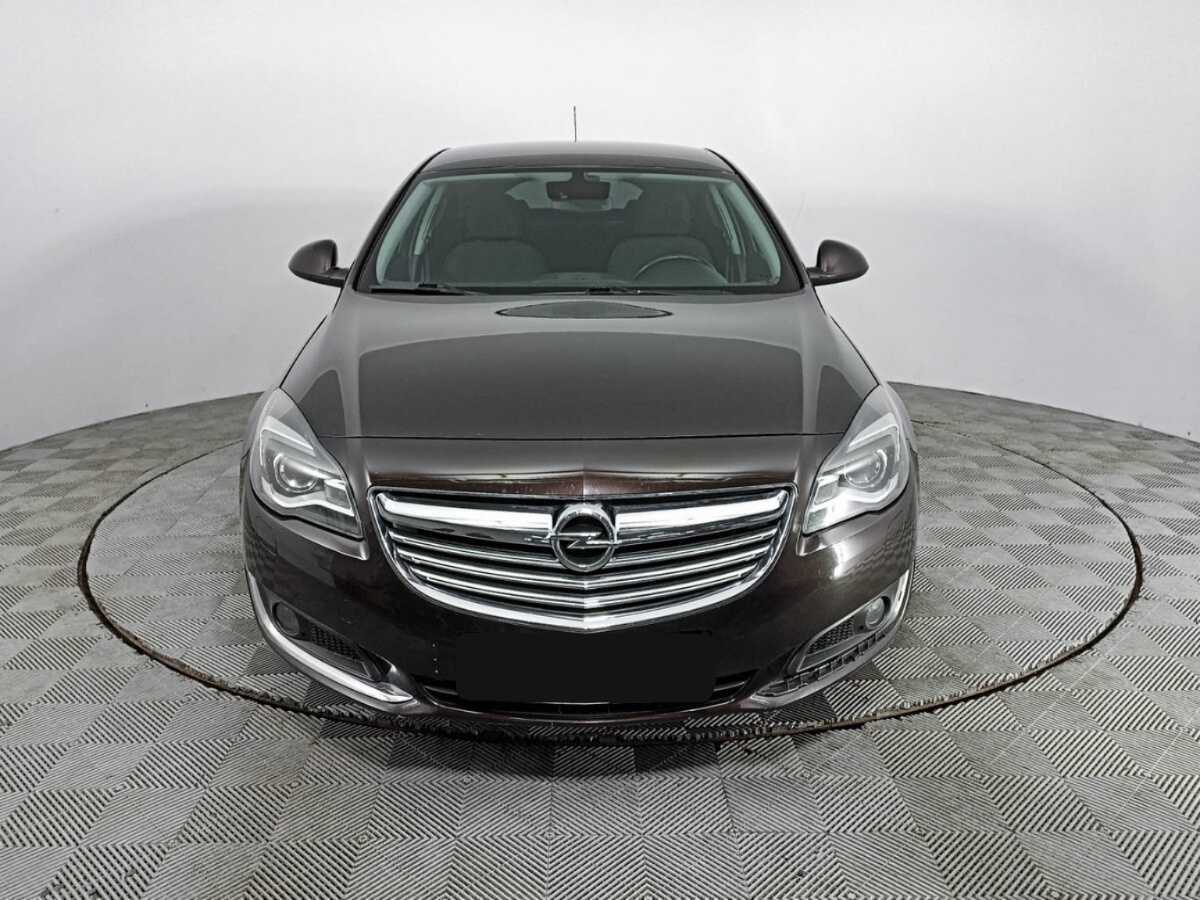 Opel Insignia с пробегом — 2014 год. Фото: #1