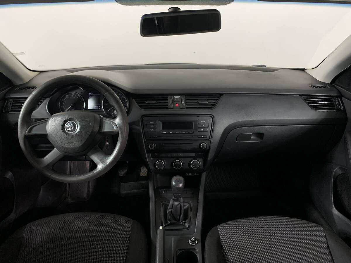 Skoda Octavia с пробегом — 2014 год. Фото: #9