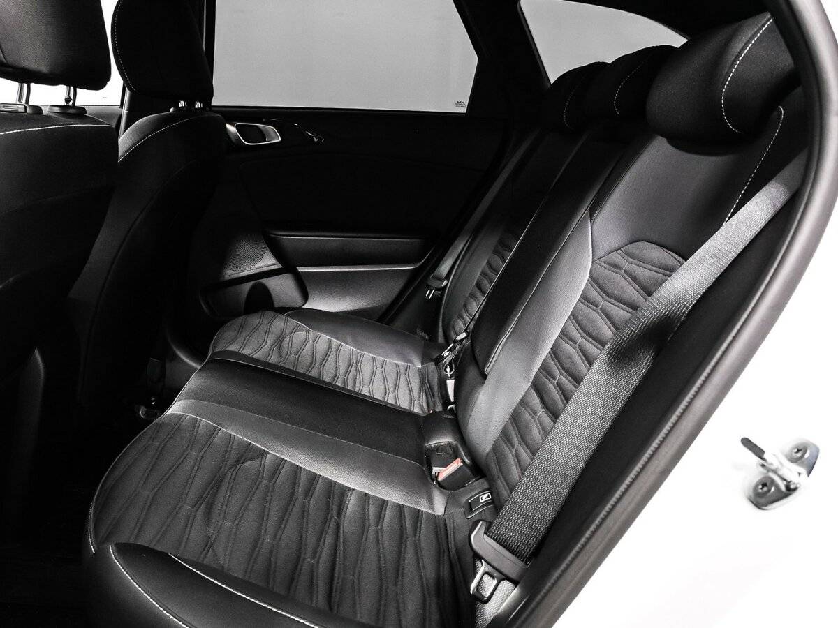 Kia Ceed с пробегом — 2021 год. Фото: #13