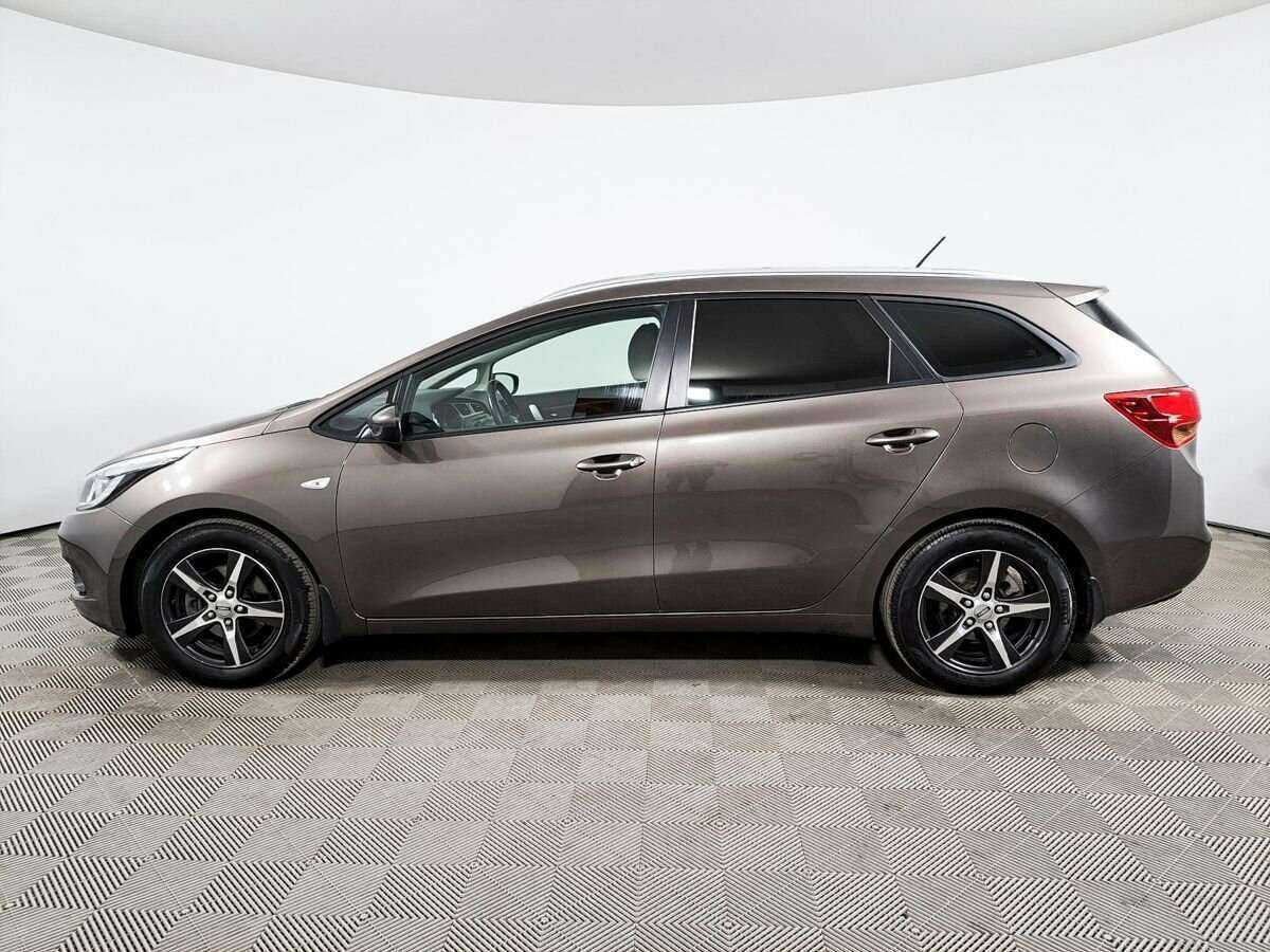 Kia Ceed с пробегом — 2015 год. Фото: #7