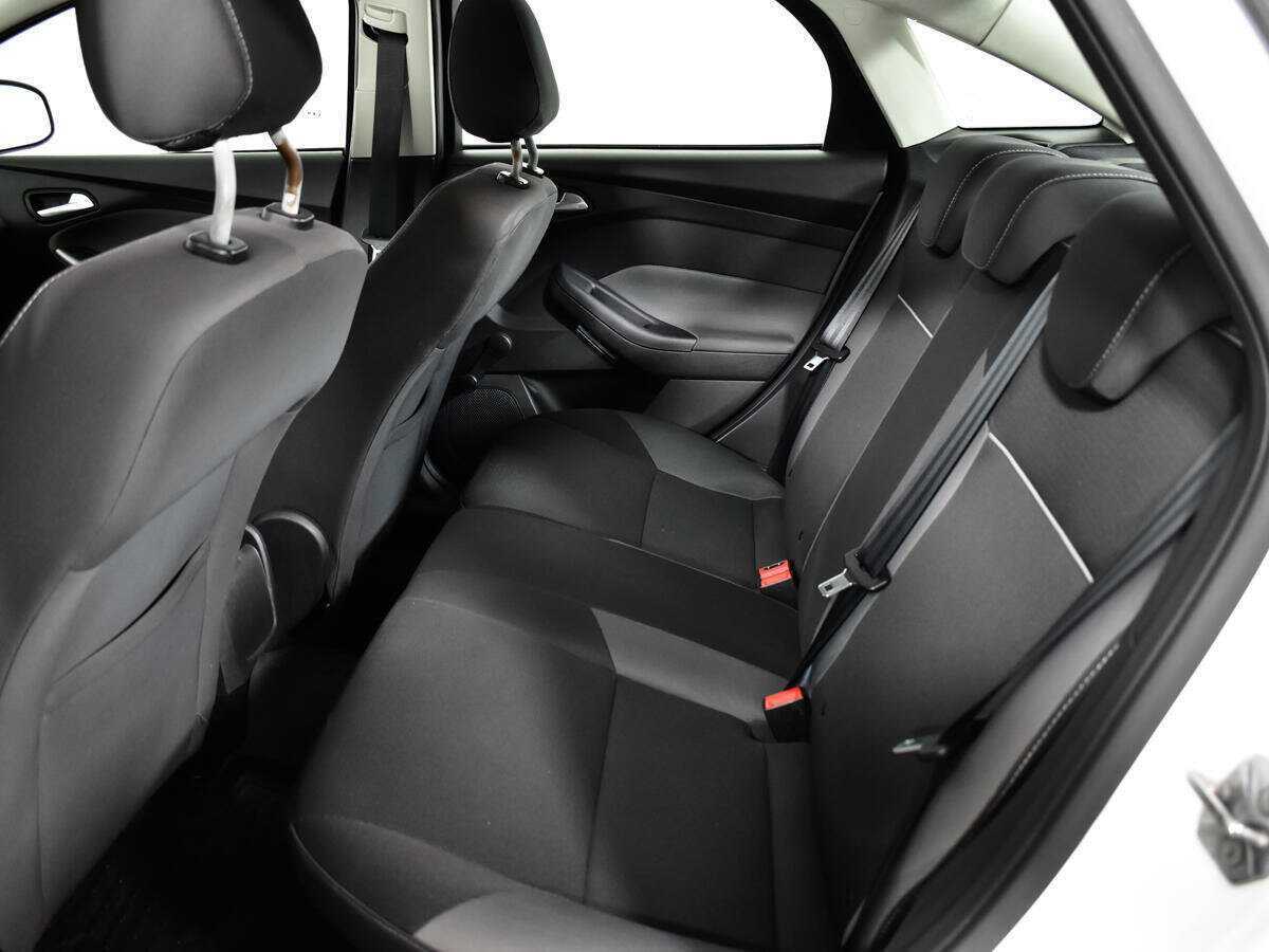 Ford Focus с пробегом — 2012 год. Фото: #7