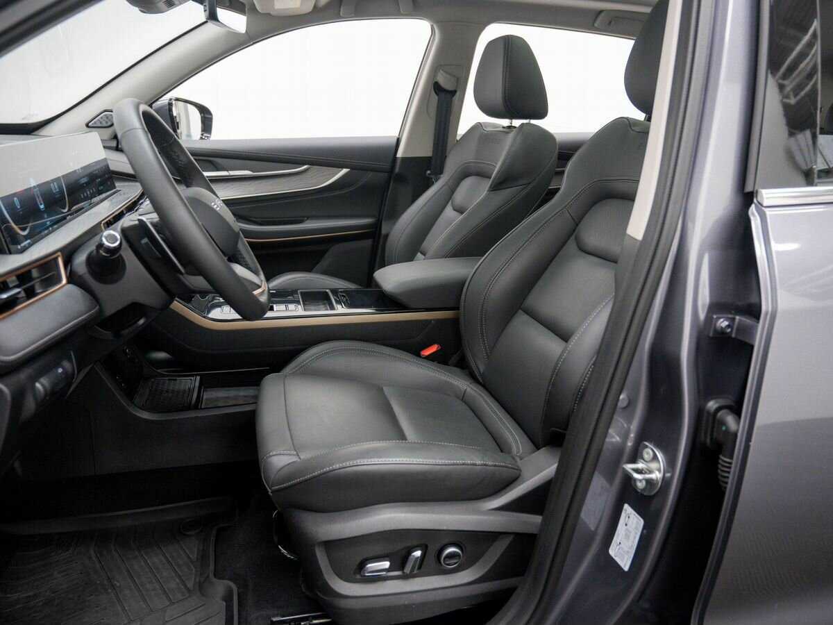 EXEED LX с пробегом — 2023 год. Фото: #15