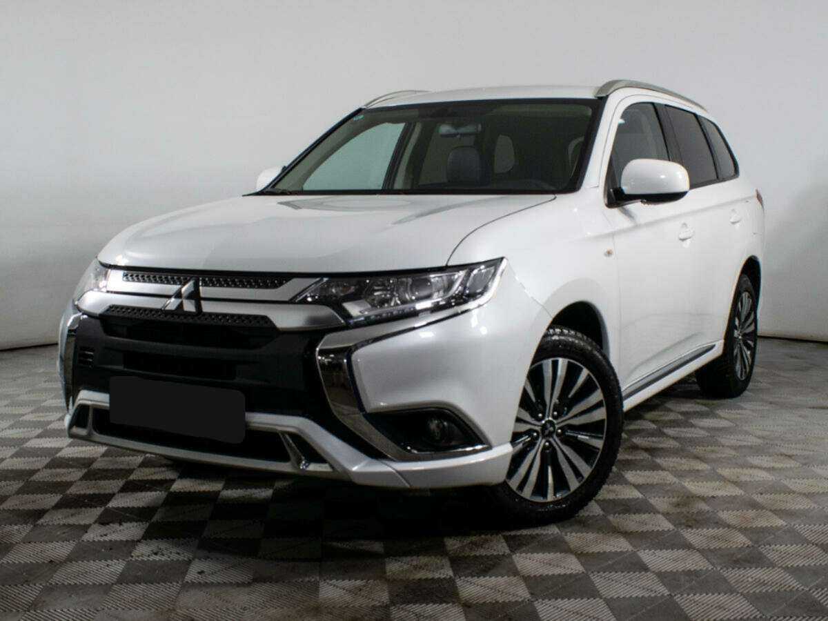 Mitsubishi Outlander с пробегом — 2022 год. Фото: #0