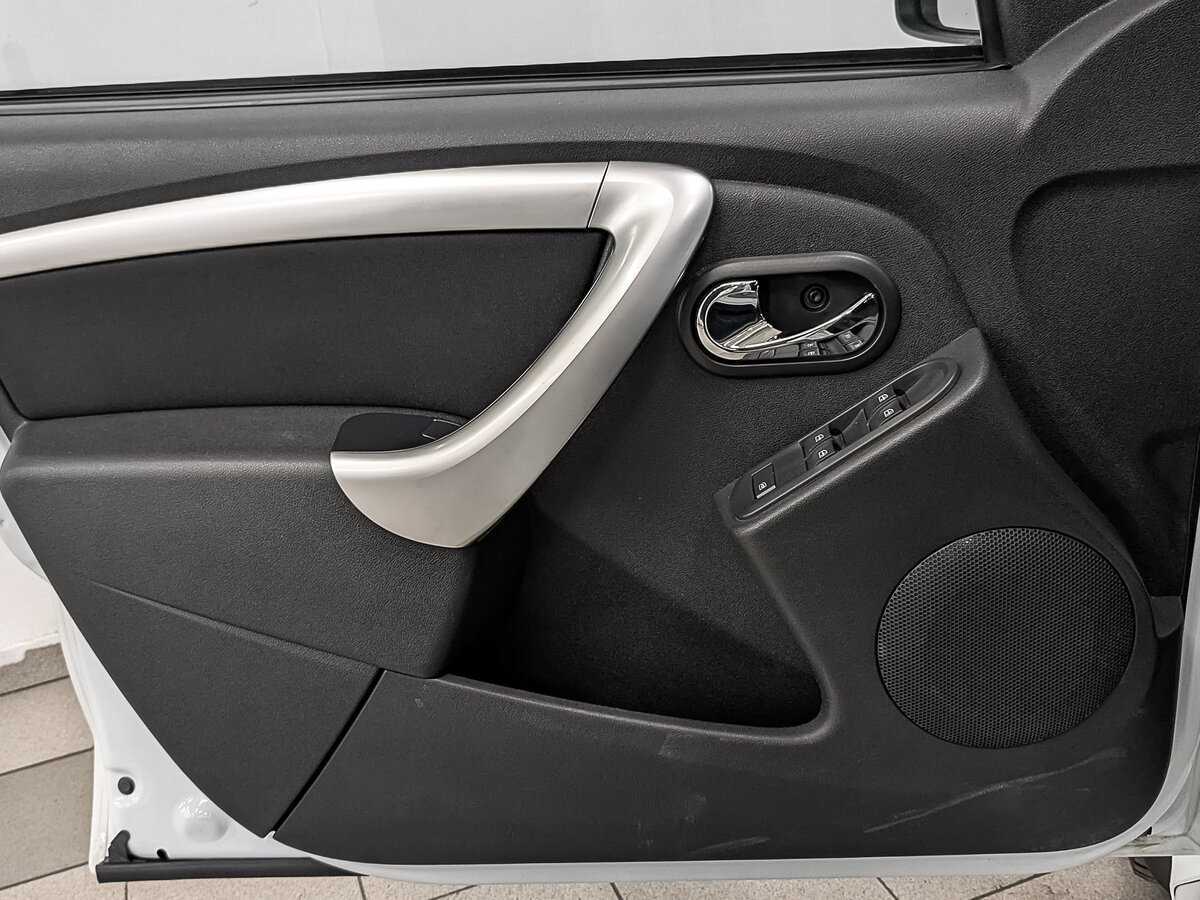 Nissan Terrano с пробегом — 2019 год. Фото: #18