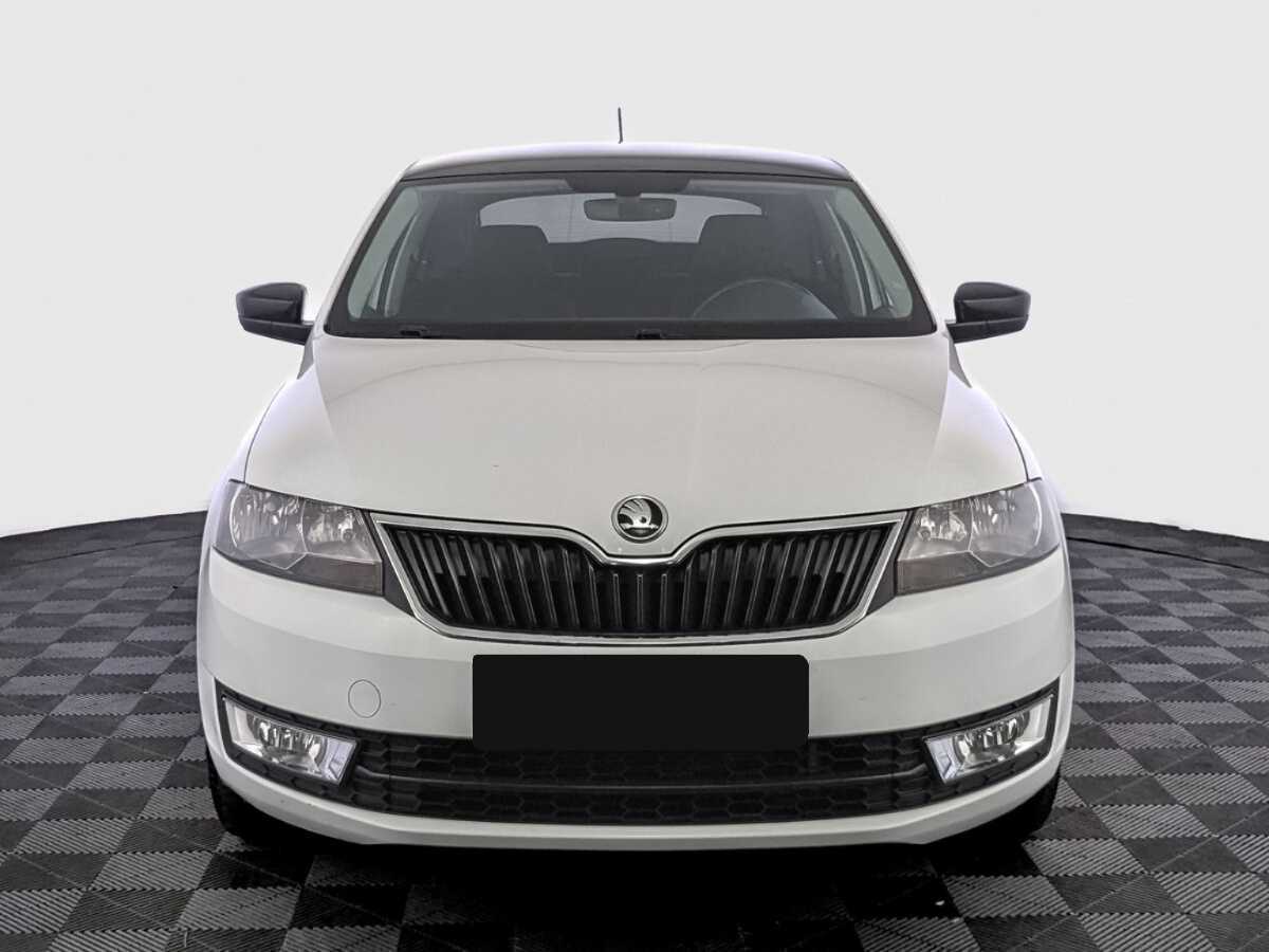 Skoda Rapid с пробегом — 2017 год. Фото: #1