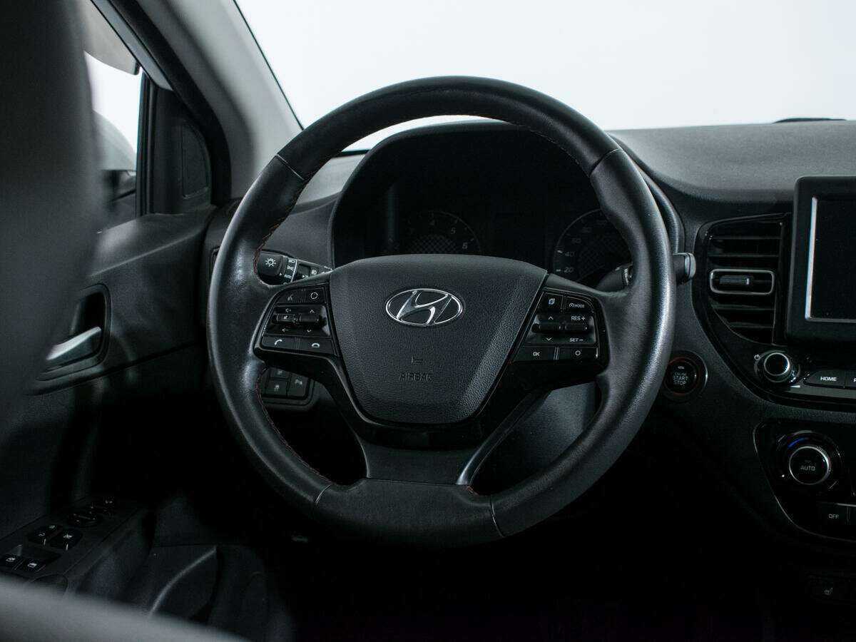 Hyundai Solaris с пробегом — 2020 год. Фото: #13