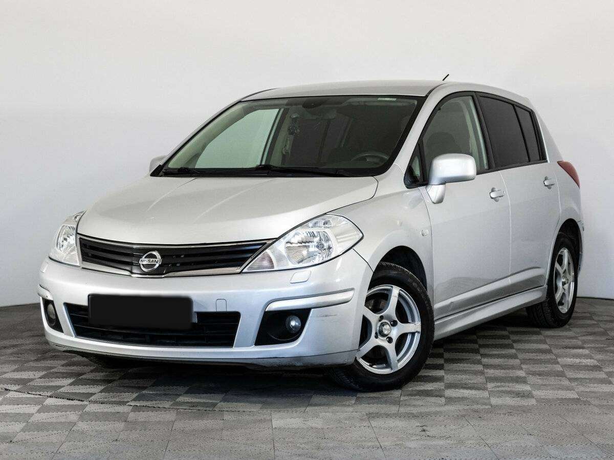 Nissan Tiida с пробегом — 2013 год. Фото: #0