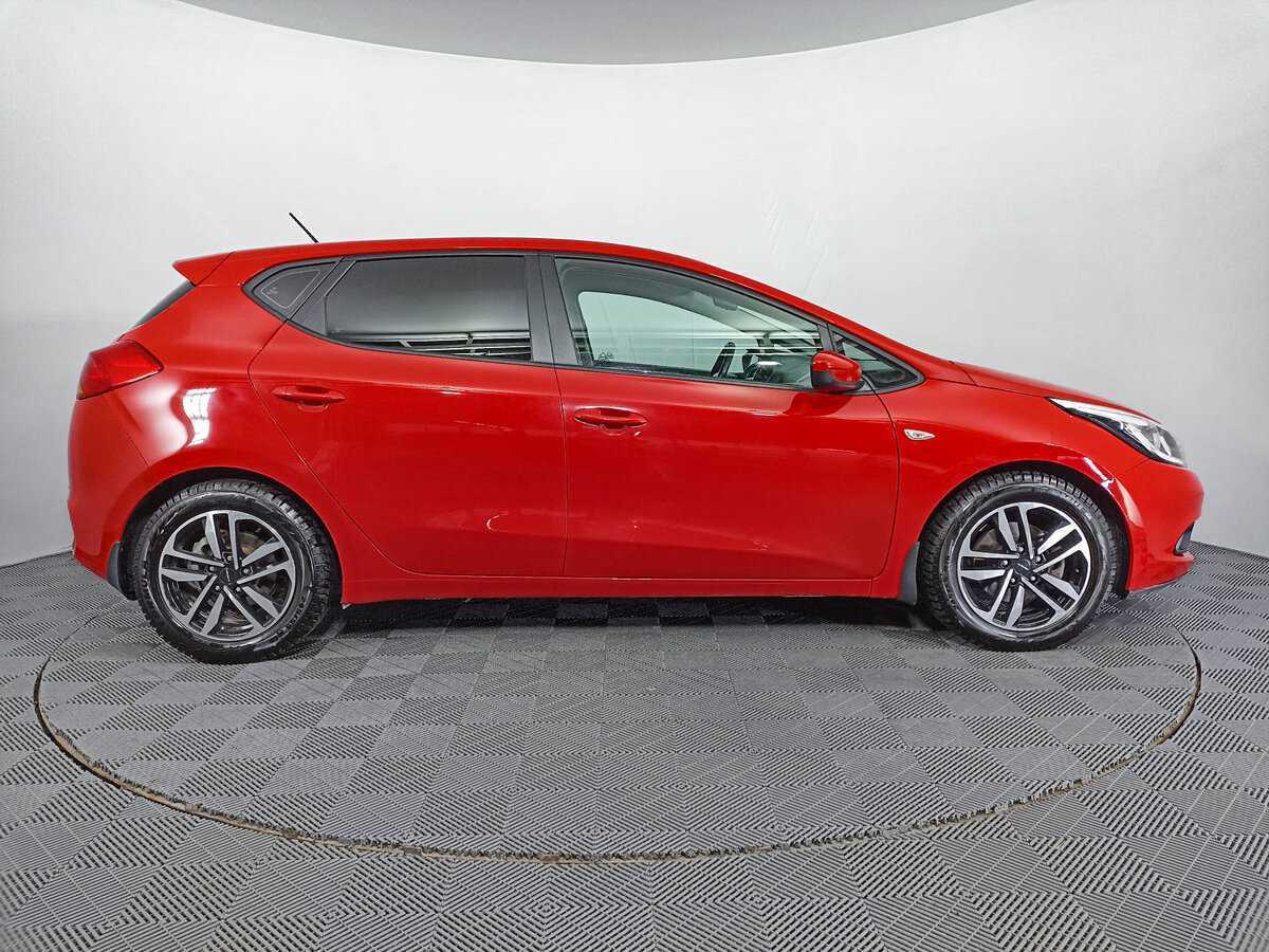 Kia Ceed с пробегом — 2015 год. Фото: #3