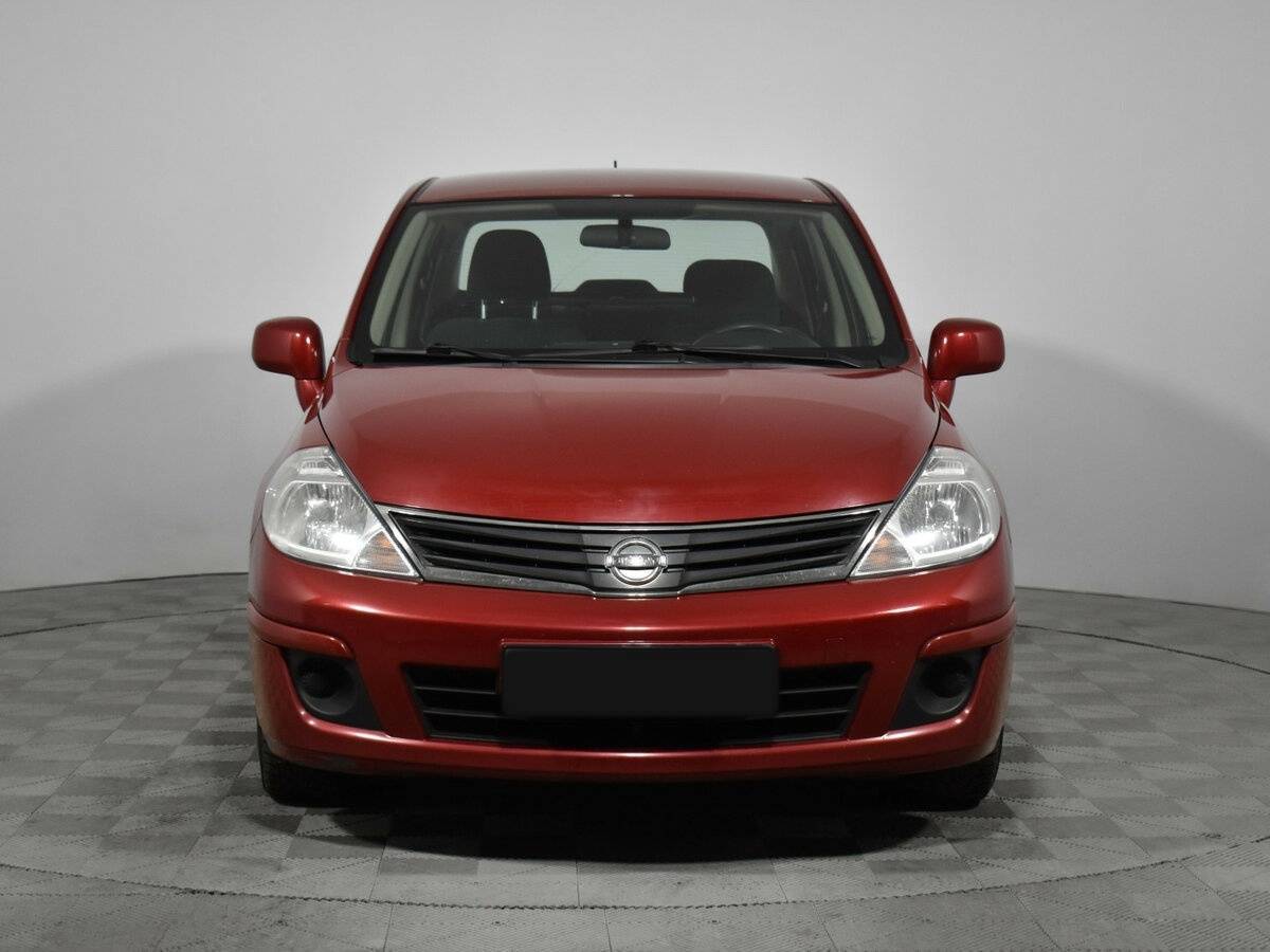 Nissan Tiida с пробегом — 2012 год. Фото: #1