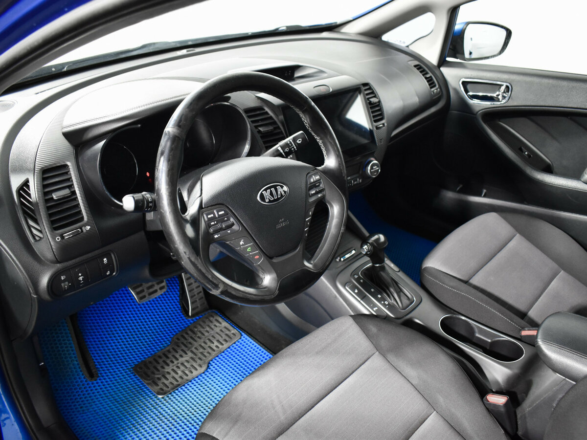 Kia Cerato с пробегом — 2014 год. Фото: #8