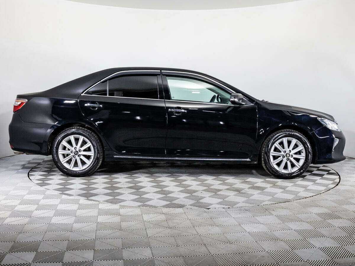 Toyota Camry с пробегом — 2013 год. Фото: #3