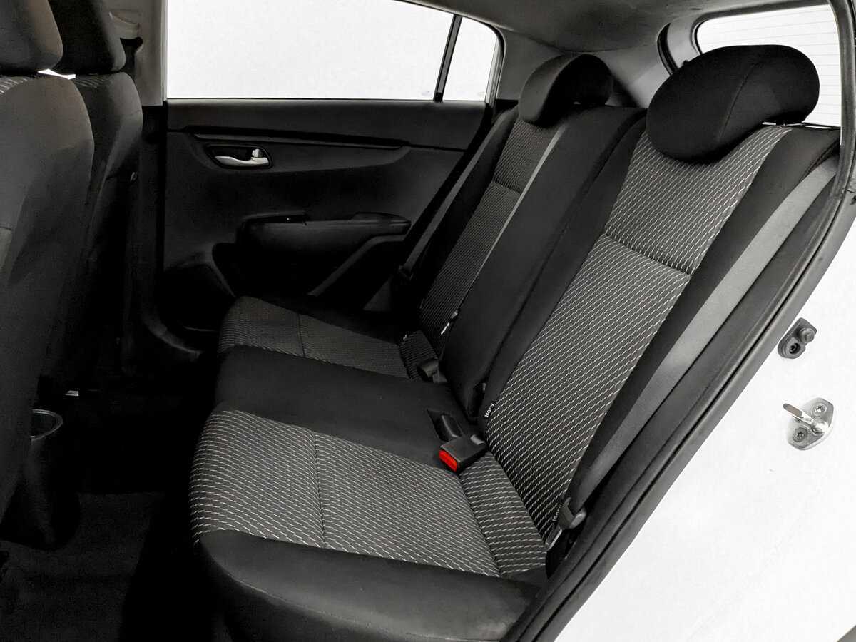 Kia Rio с пробегом — 2020 год. Фото: #10
