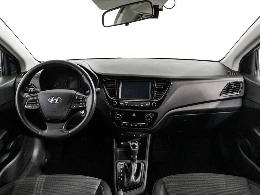 Hyundai Solaris с пробегом — 2017 год. Фото: #12