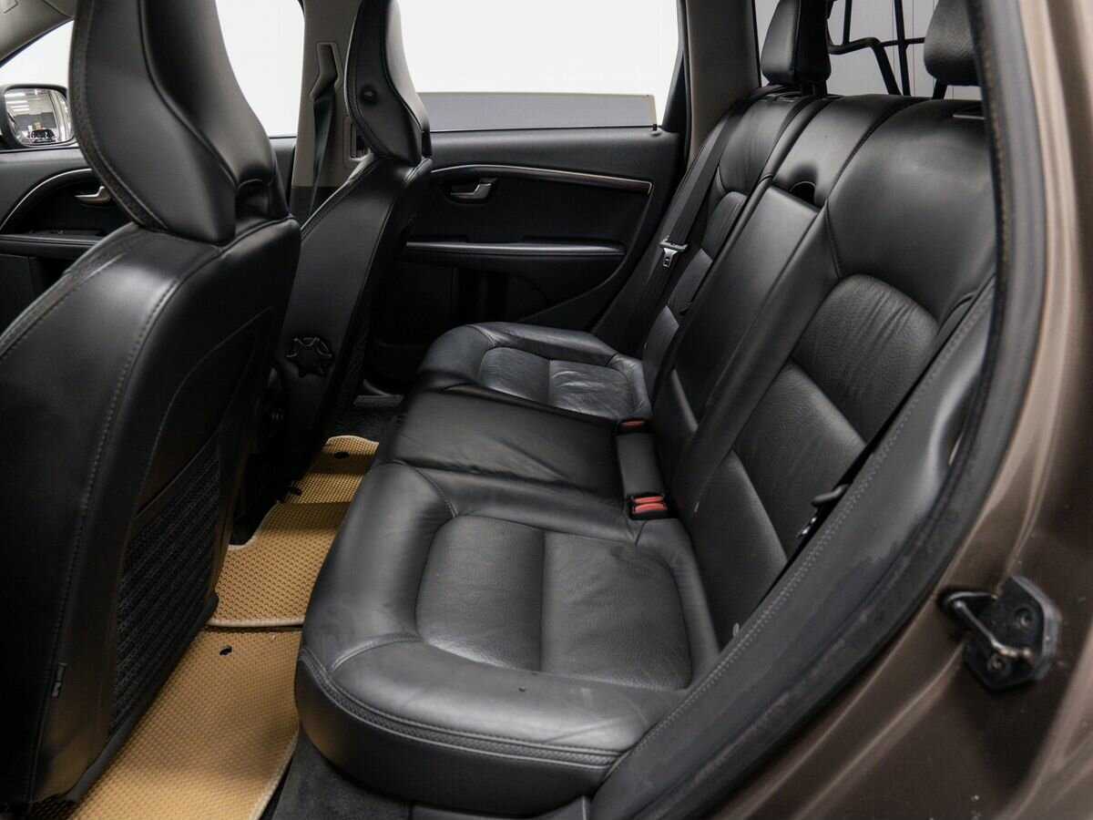 Volvo XC70 с пробегом — 2012 год. Фото: #11