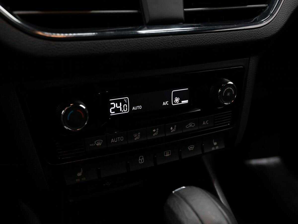 Volkswagen Polo с пробегом — 2021 год. Фото: #17