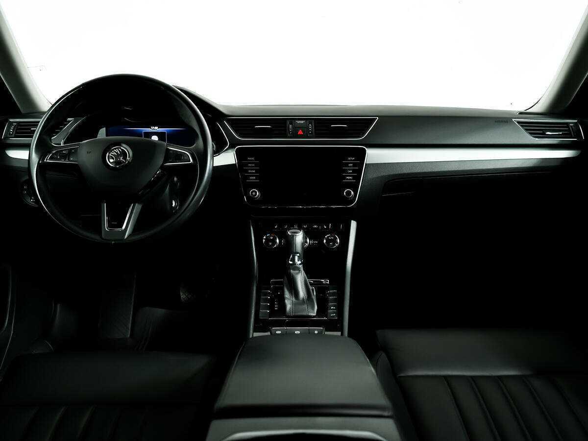 Skoda Superb с пробегом — 2019 год. Фото: #10