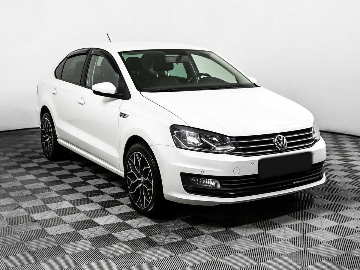 Volkswagen Polo с пробегом — 2020 год. Фото: #2