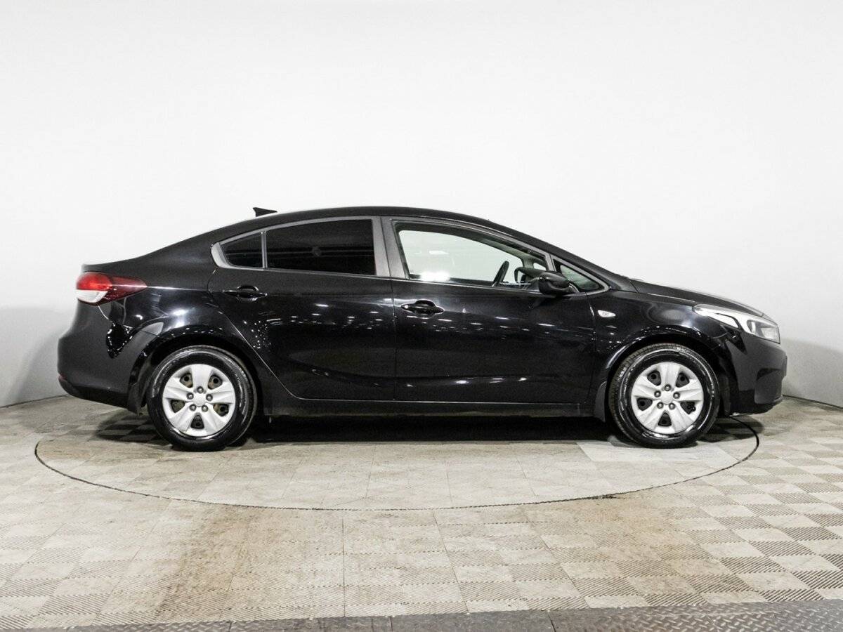 Kia Cerato с пробегом — 2019 год. Фото: #3