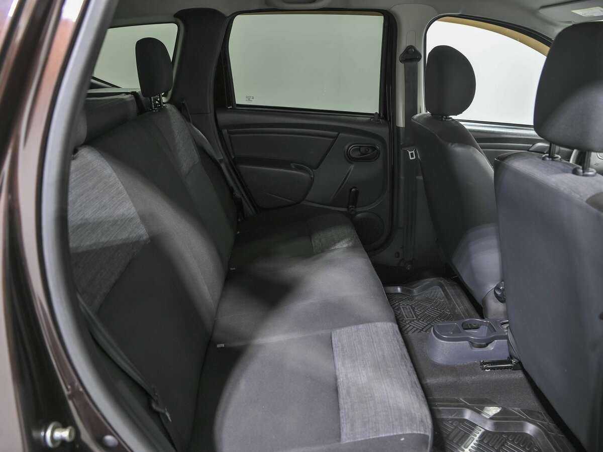 Renault Duster с пробегом — 2014 год. Фото: #13