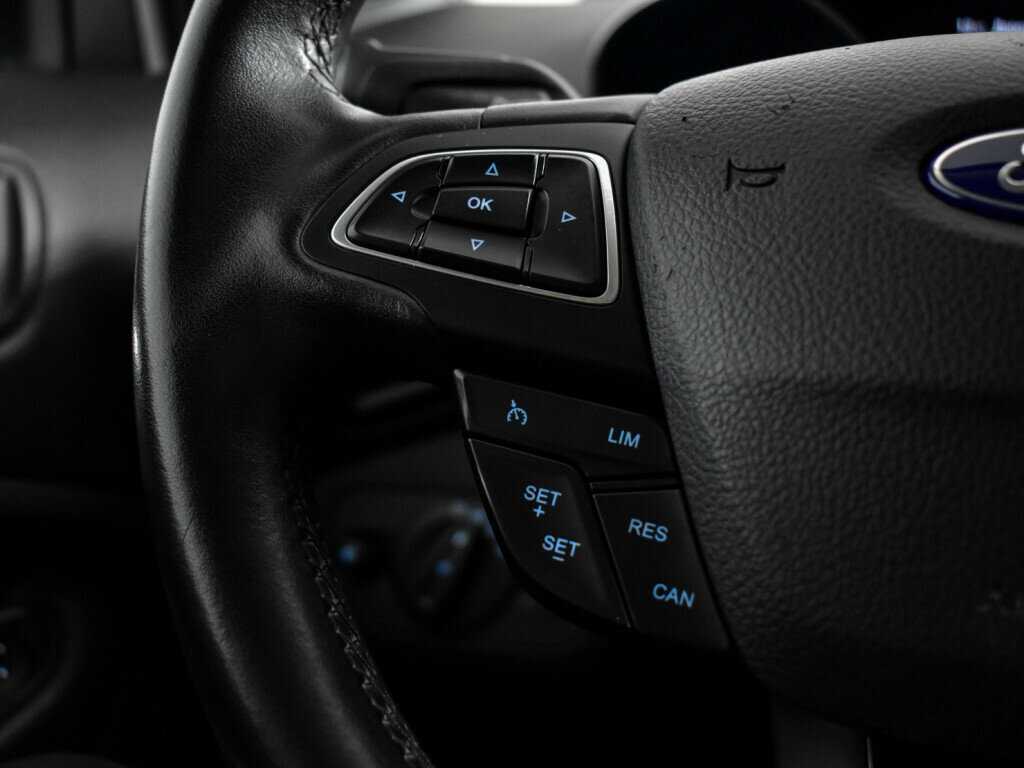 Ford Kuga с пробегом — 2017 год. Фото: #17